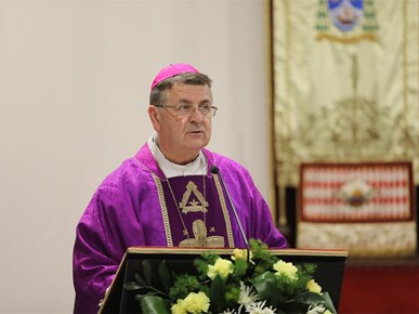 /aktualnosti/2025/12/Slavljena misa za pokojne katedralne služitelje (4).jpg