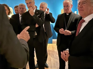 /aktualnosti/2025/Otvorena izložba U početku bijaše kraljevstvo u Galeriji Klovićevi dvori/Otvorena izložba U početku bijaše kraljevstvo u Galeriji Klovićevi dvori (2).jpeg