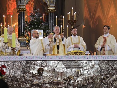 /aktualnosti/2026/A/Nadbiskup Kutleša predvodio misno slavlje svetkovine Bogojavljenja u Zagrebačkoj katedrali (23).JPG