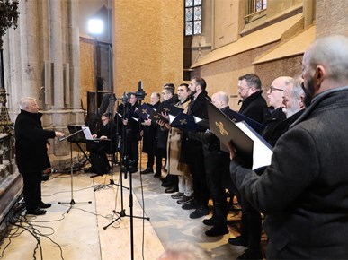 /aktualnosti/2026/A/Nadbiskup Kutleša predvodio misno slavlje svetkovine Rođenja Gospodinova u Zagrebačkoj katedrali (23).jpg