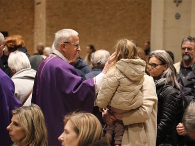 /aktualnosti/2026/A/Nadbiskup Kutleša predvodio misu prigodom 24. obljetnice smrti kardinala Kuharića (20).JPG