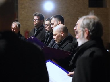 /aktualnosti/2026/B/260404 Nadbiskup Kutleša predvodio Vazmeno bdjenje u Zagrebačkoj katedrali (28).JPG