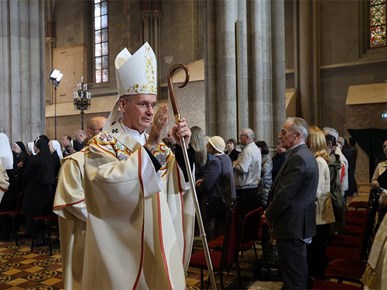 /aktualnosti/2026/B/260405 Nadbiskup Kutleša predvodio misu na Uskrs (21).JPG