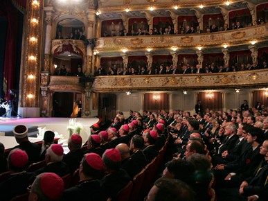 /multimedia/FOTO/Pohod pape Benedikta XVI Hrvatskoj/Pohod pape Benedikta XVI.  (21).jpg