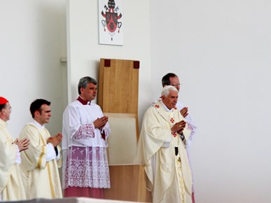 /multimedia/FOTO/Pohod pape Benedikta XVI Hrvatskoj/Pohod pape Benedikta XVI.  (6).jpg